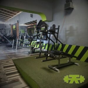 Equipo para abdomen en seventy seven gym